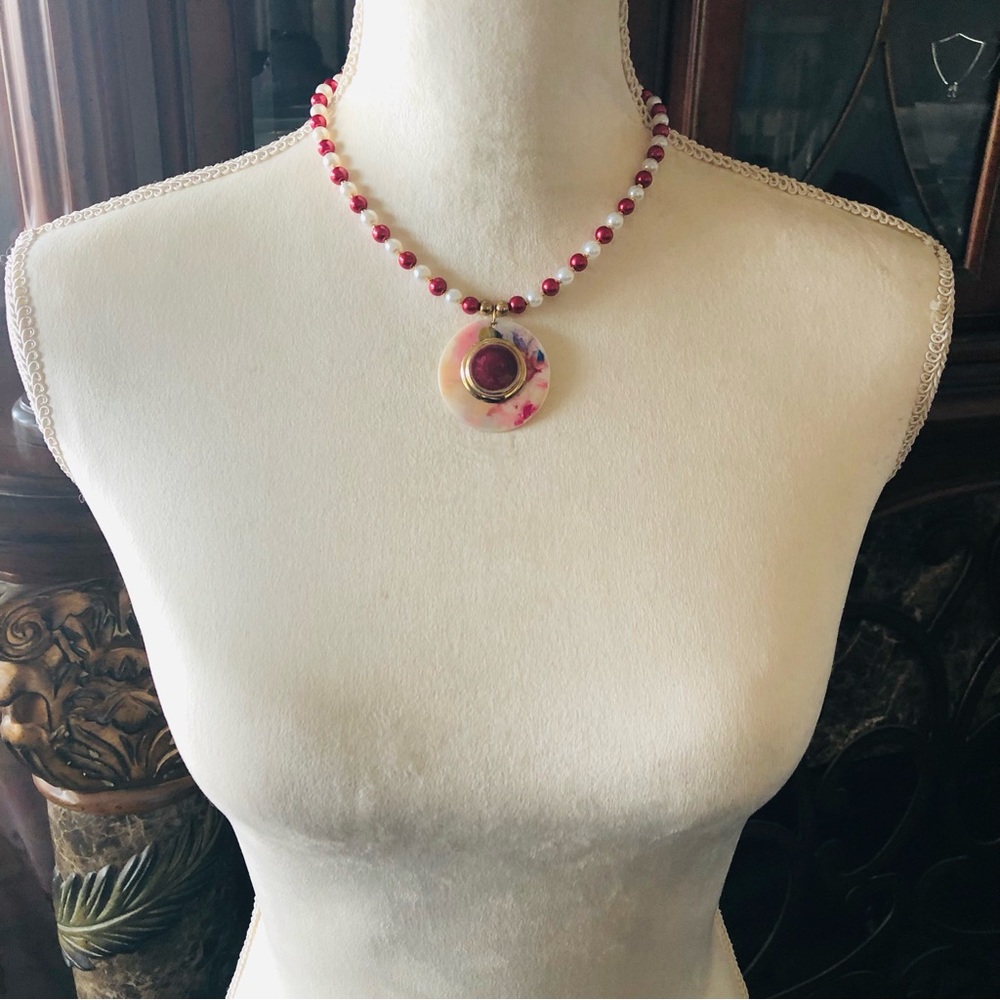 Handcrafted Repurpose Painted Shell Medallion Pen… - image 6